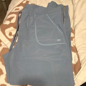 Albion Fit jetsetters